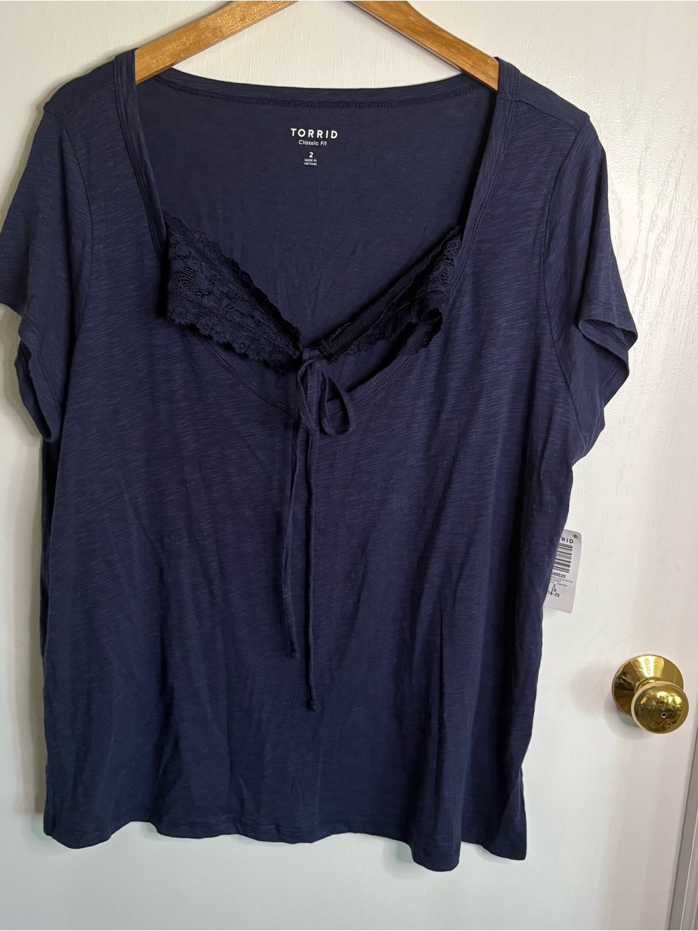 Torrid 2X NWT Slub Knit Lace Trim Tie V-Neck Short Sleeve Tee Cotton Blend Chic